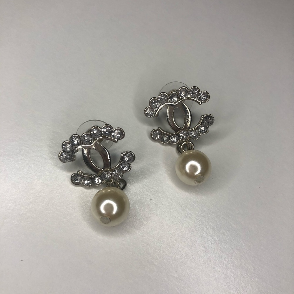 NWOT earrings